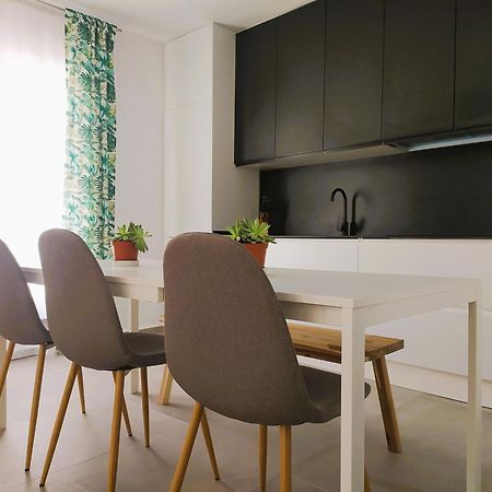 Apartamentos Munoz Fornell 2 Chiclana de la Frontera Bagian luar foto