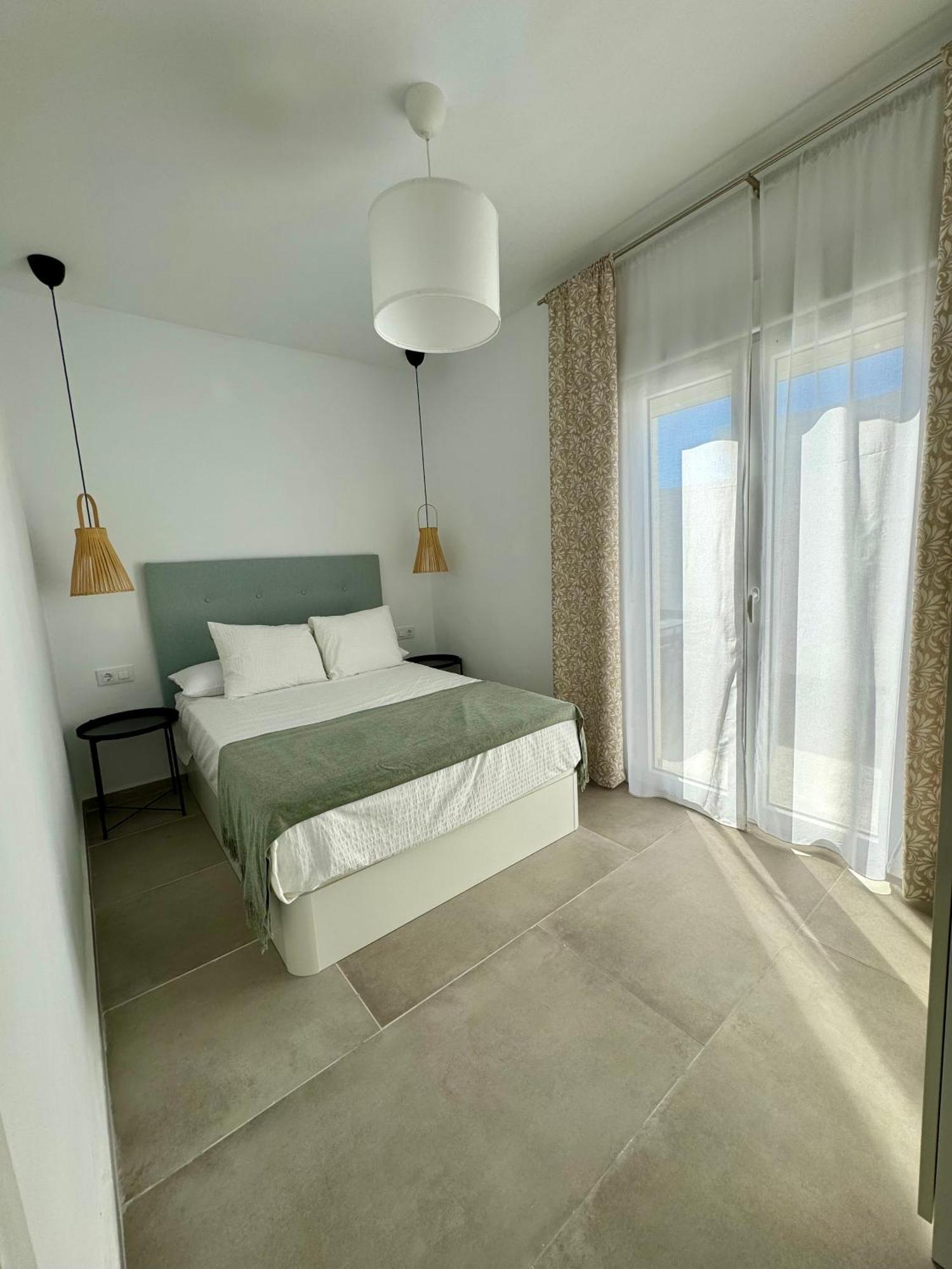 Apartamentos Munoz Fornell 2 Chiclana de la Frontera Bagian luar foto